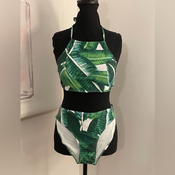 Halter Top Bikini Army Green leaves Size M - Picture 5 of 16